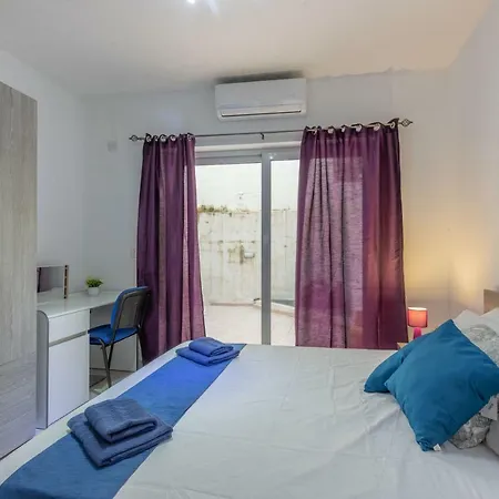 Sundial Court Pensiune Msida